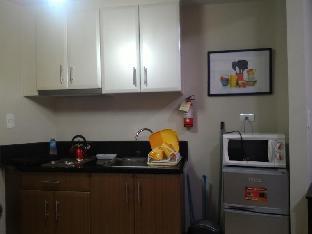 favila condotel 150 newport boulevard