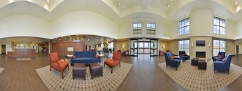 comfort suites airport university