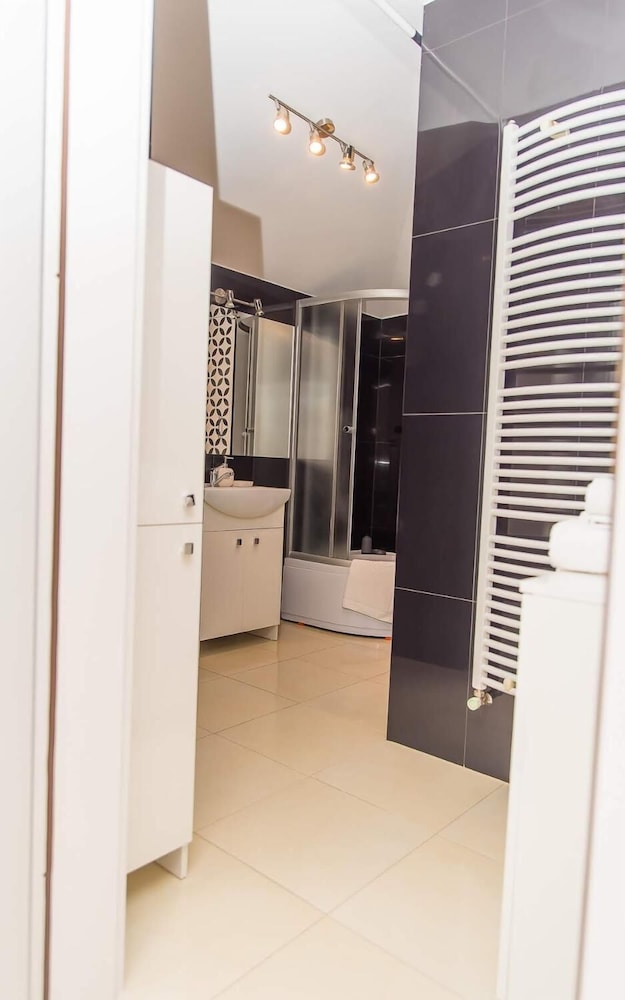 easy rent apartments konopnicka 3