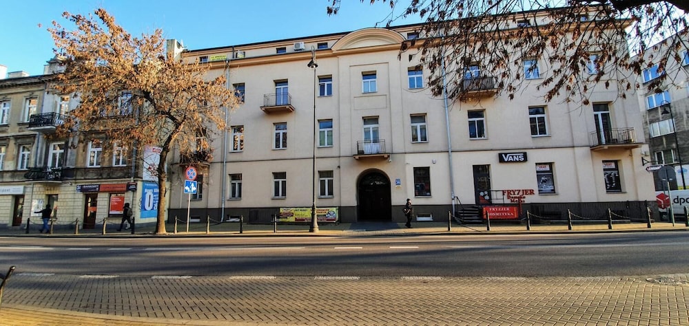 easy rent apartments konopnicka 3