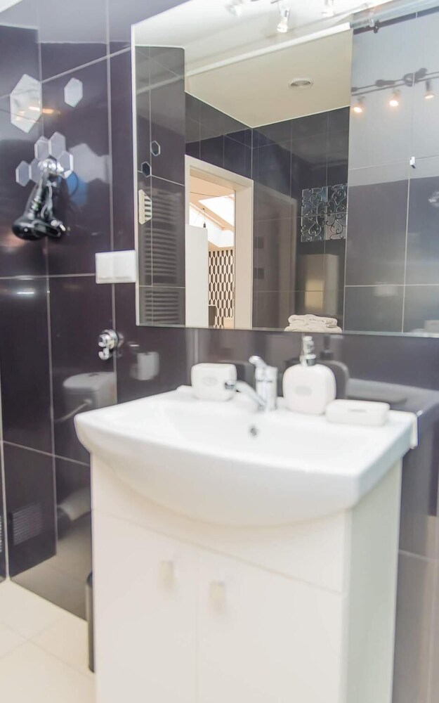 easy rent apartments konopnicka 3