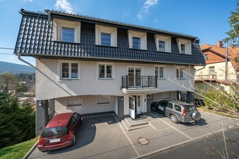 rentplanet apartament pstrowskiego