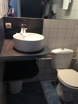 the originals city hotel helios roanne nord