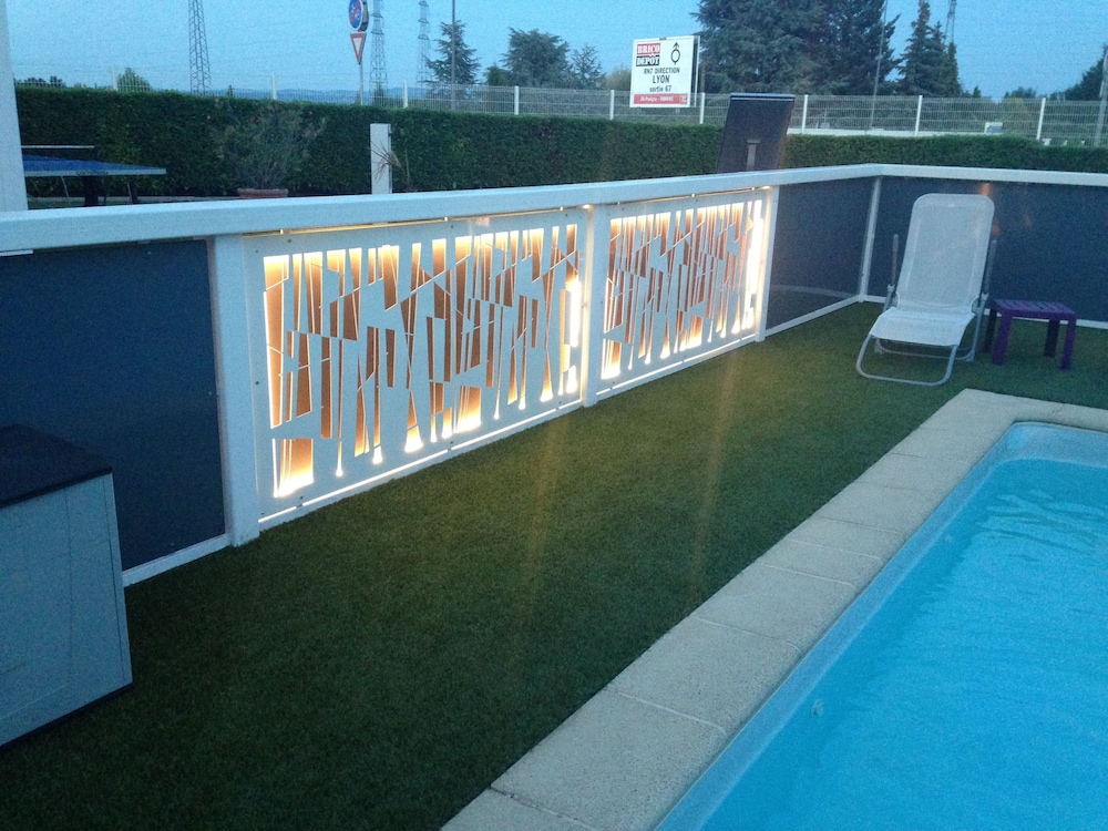 the originals city hotel helios roanne nord