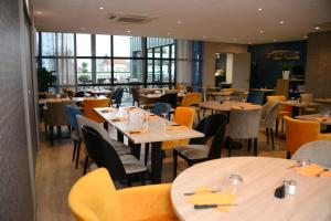 the originals city hotel helios roanne nord