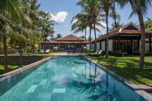 four seasons resort the nam hai hoi an vietnam
