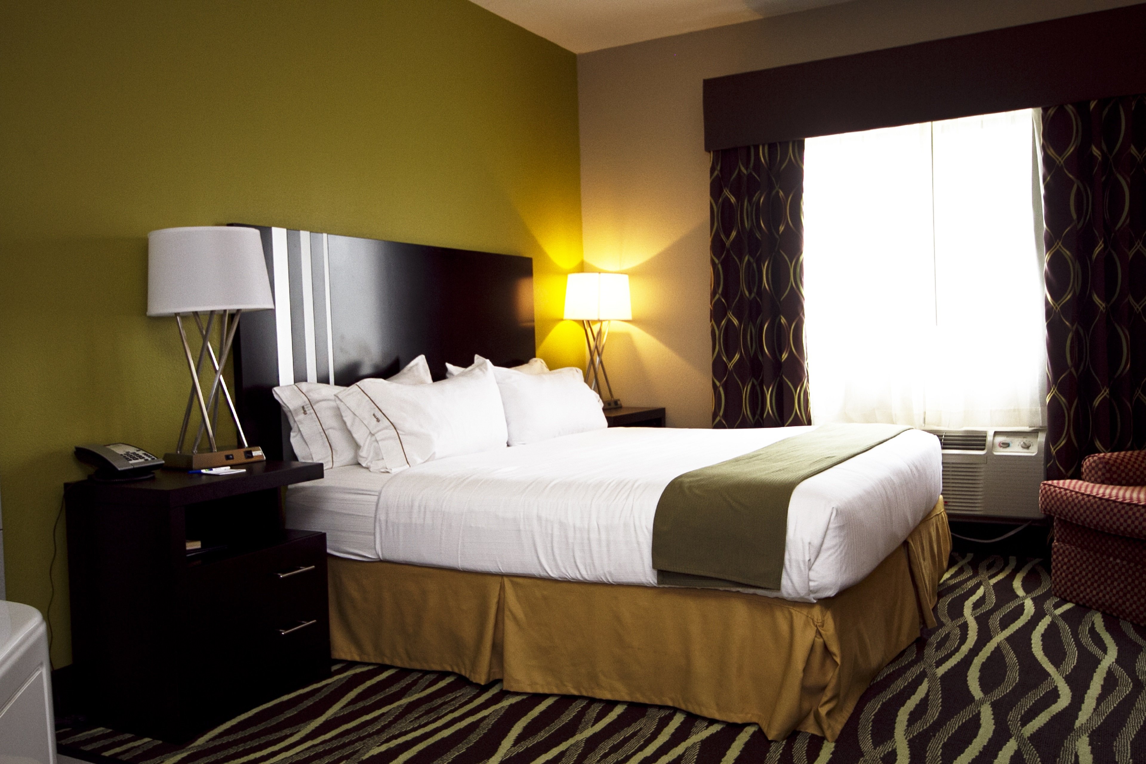 holiday inn express adrian by ihg