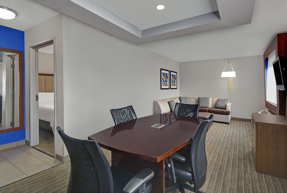 holiday inn express adrian by ihg