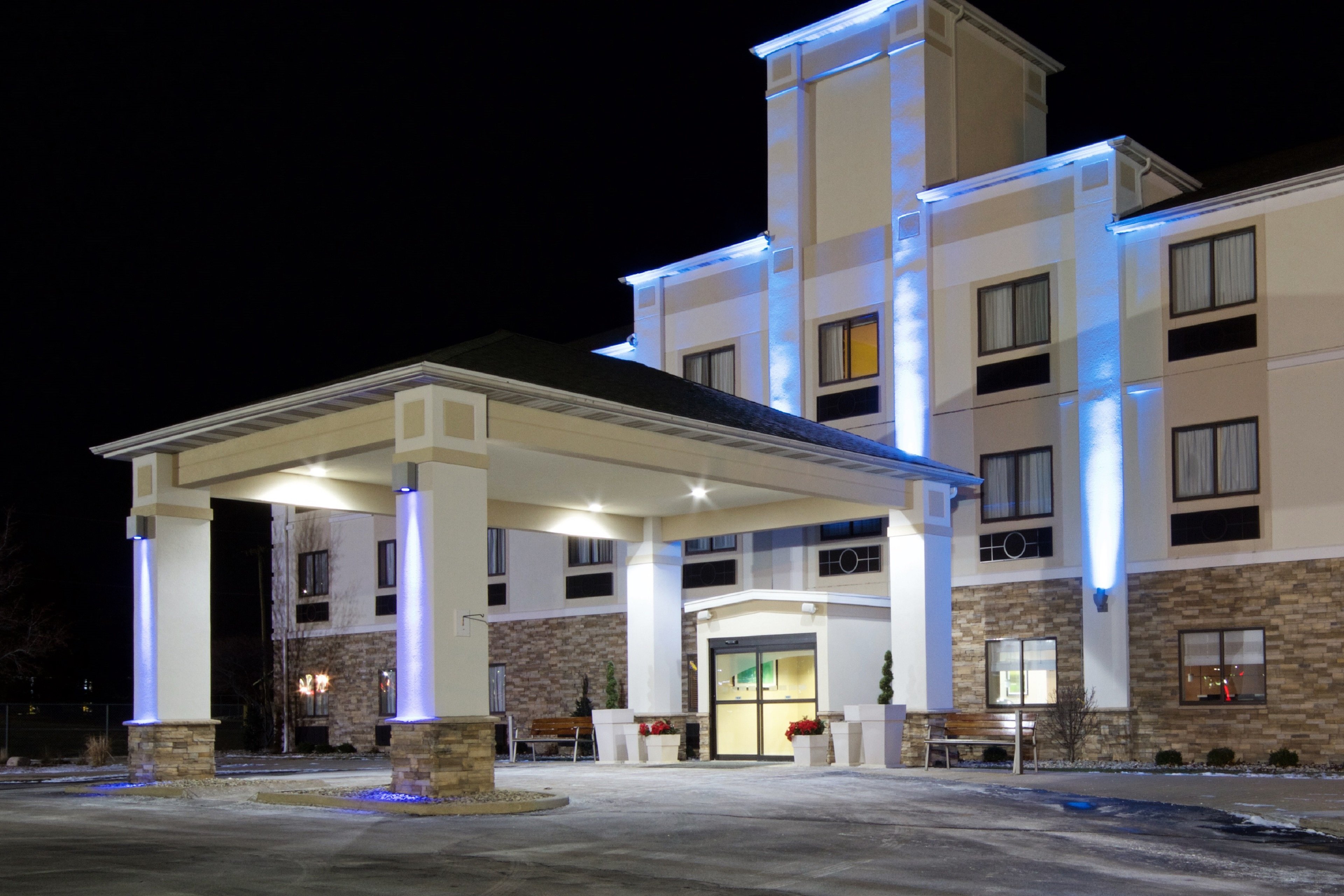 holiday inn express adrian by ihg