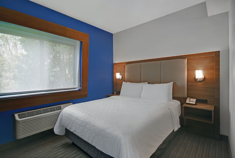 holiday inn express adrian by ihg