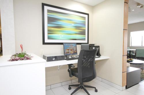 holiday inn express adrian by ihg