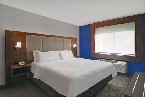 holiday inn express adrian by ihg