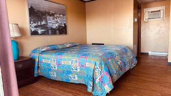 currys motel by oyo saginaw mi