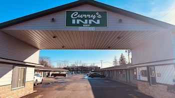 currys motel by oyo saginaw mi