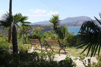 villa irini