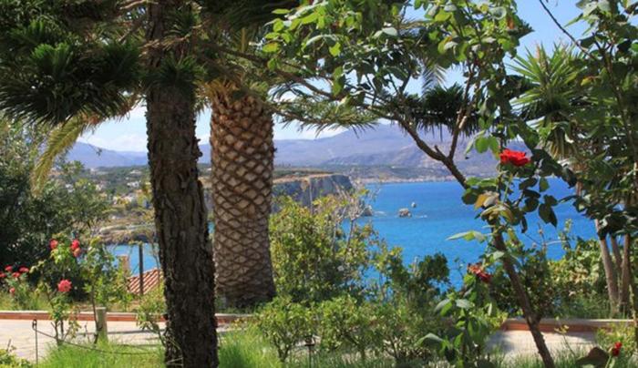 villa irini