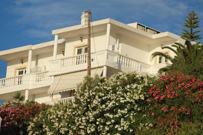 villa irini
