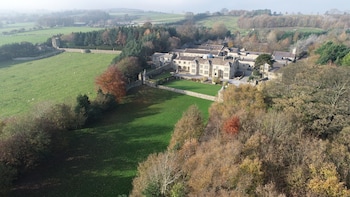 the saddle room restaurant