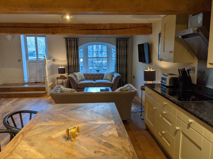 the saddle room restaurant