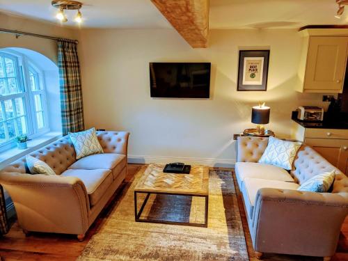 the saddle room restaurant