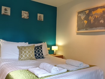 bath road apartments