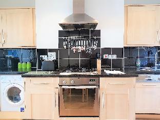 bath road apartments