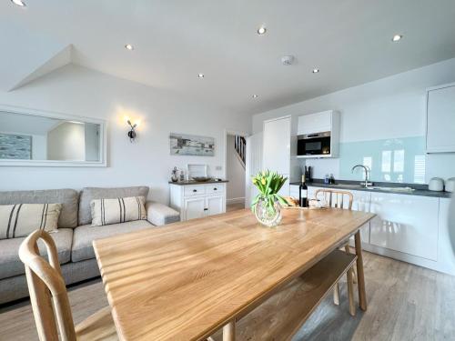 st annes beach apartments