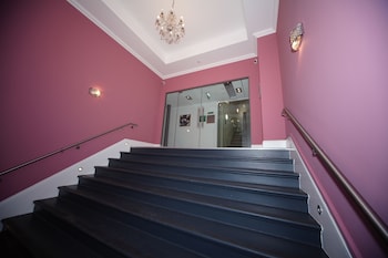 premier apartments
