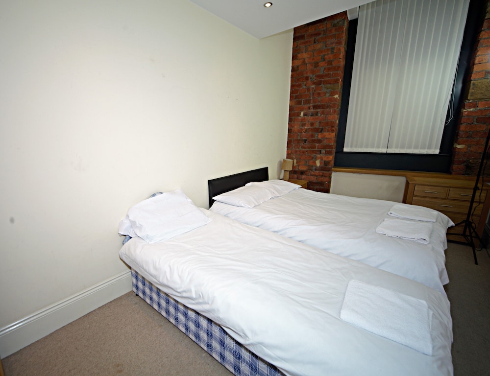premier apartments