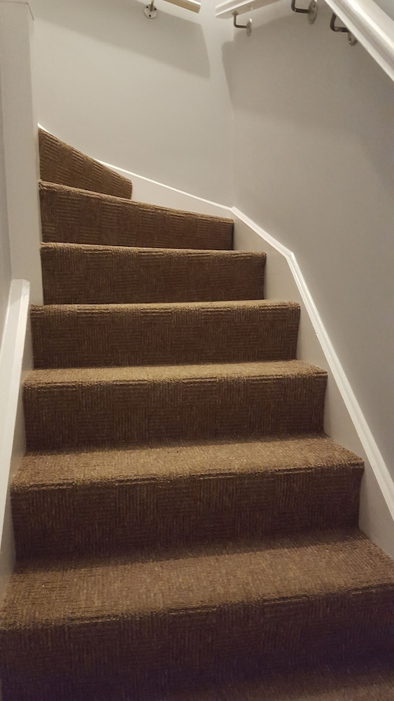 alexandra park avenue town house