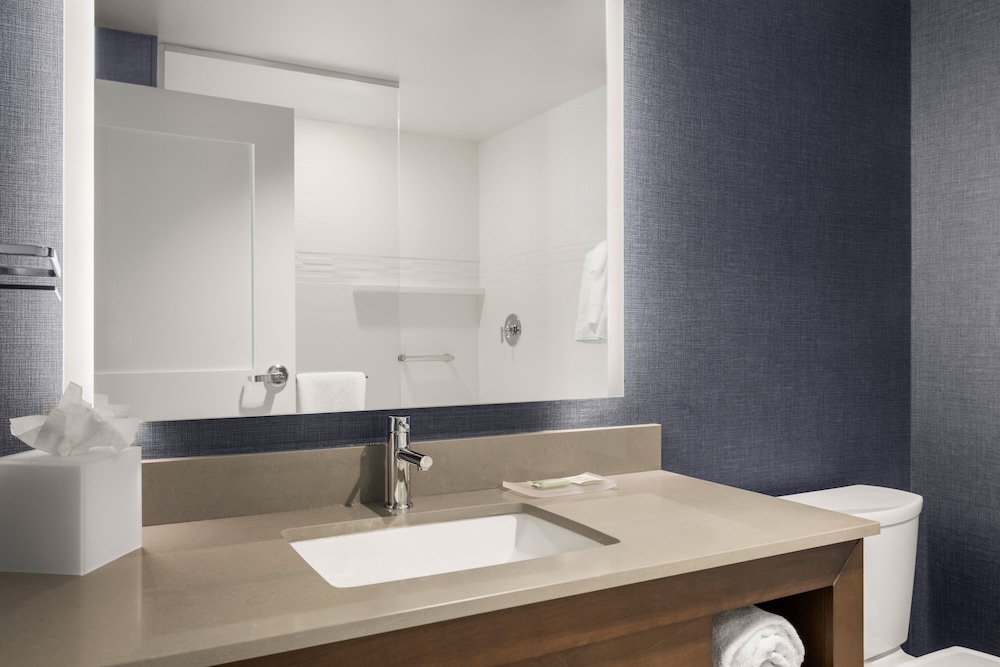 residence inn by marriott milwaukee brookfield at poplar creek