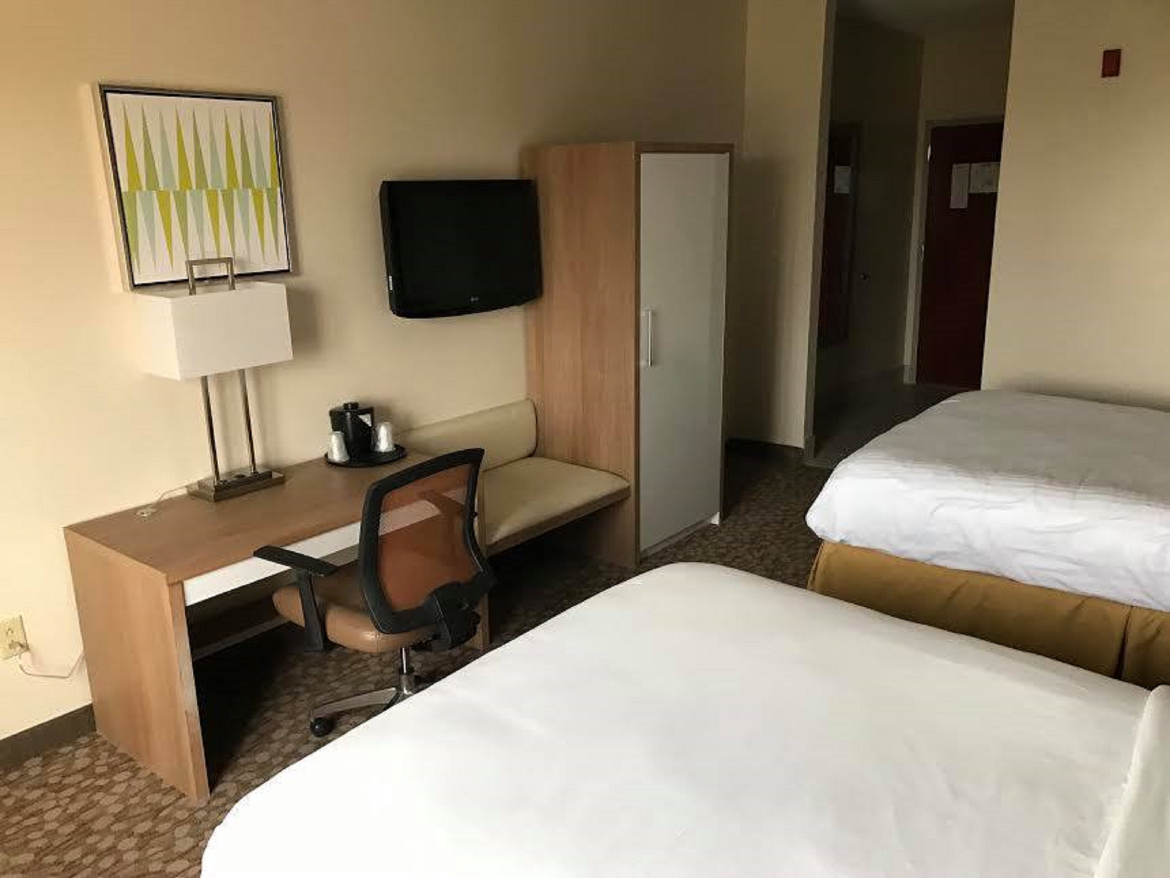 holiday inn express hotel and suites brookville by ihg