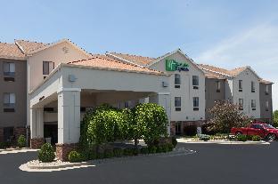 holiday inn express hotel and suites brookville by ihg