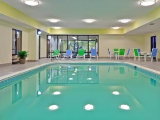 holiday inn express hotel and suites brookville by ihg