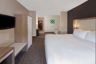 holiday inn express hotel and suites brookville by ihg