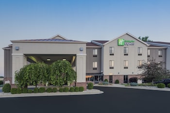 holiday inn express hotel and suites brookville by ihg