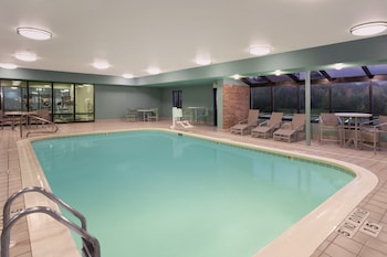 Holiday Inn Express Hotel & Suites Brookville By Ihg,Dayton>>Brookville,3 star