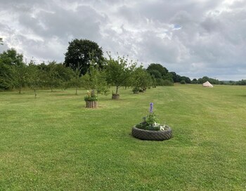 oxton hill hideaway shepherds hut