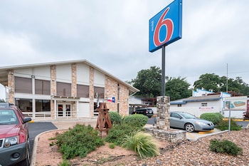 motel 6 boerne tx