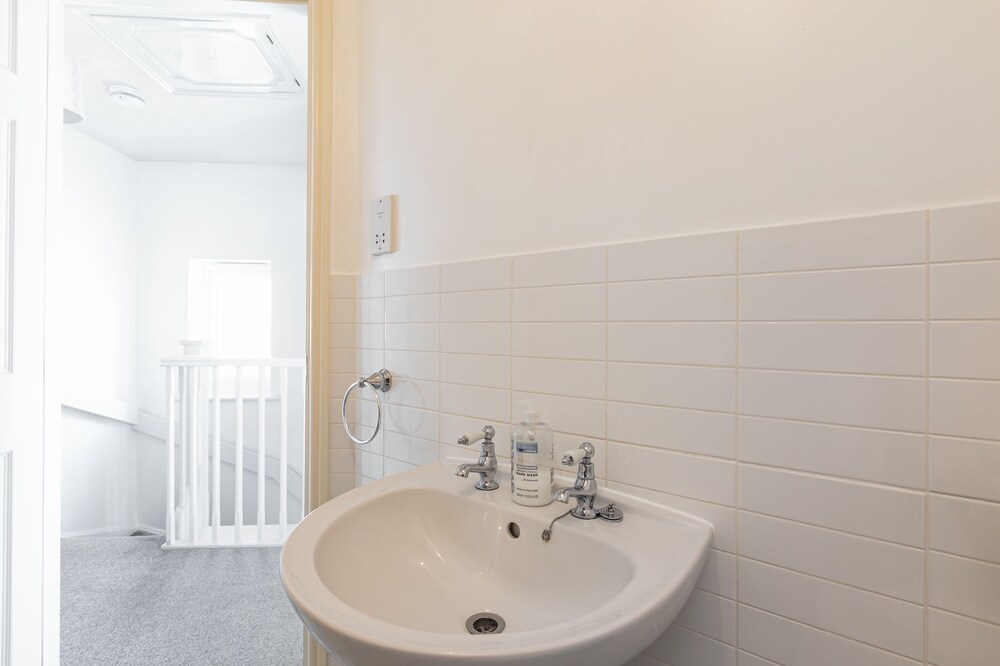 kvm whitebeam house
