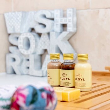 the bishophill gathering sleeps up to 12 york