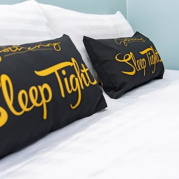 the bishophill gathering sleeps up to 12 york