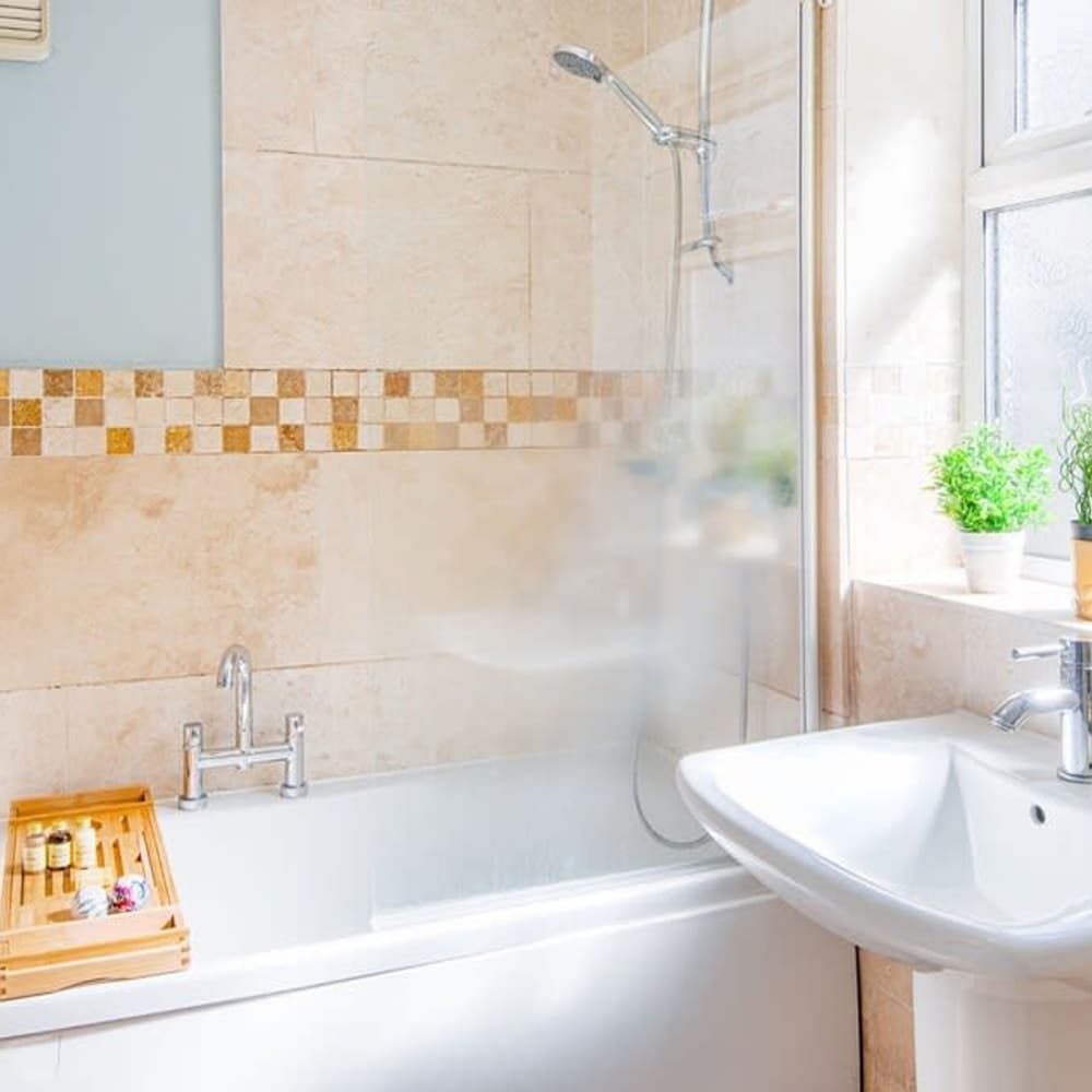 the bishophill gathering sleeps up to 12 york