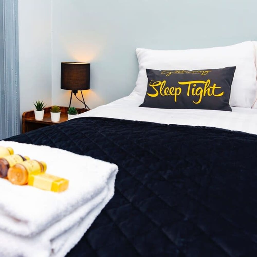 the bishophill gathering sleeps up to 12 york