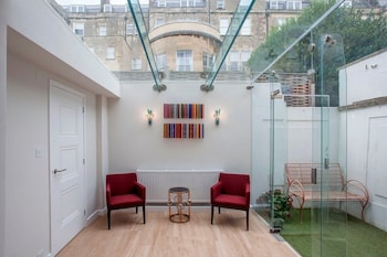 Georgian Coach House Mews Central Bath,,3 star