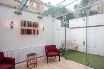 georgian coach house mews central bath
