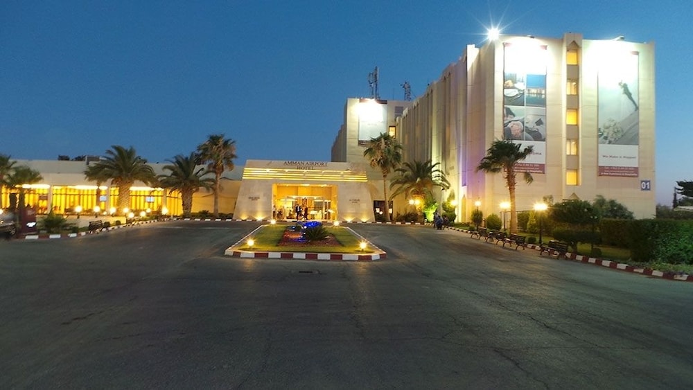 amman airport hotel
