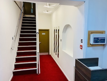 de regency style hotel