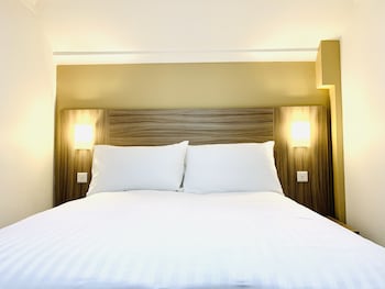 de regency style hotel