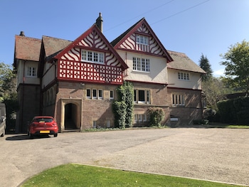 rossal house apartments